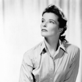 Amor no tiene nada que ver con lo que esperas conseguir, sólo con lo que esperas dar; es decir, todo